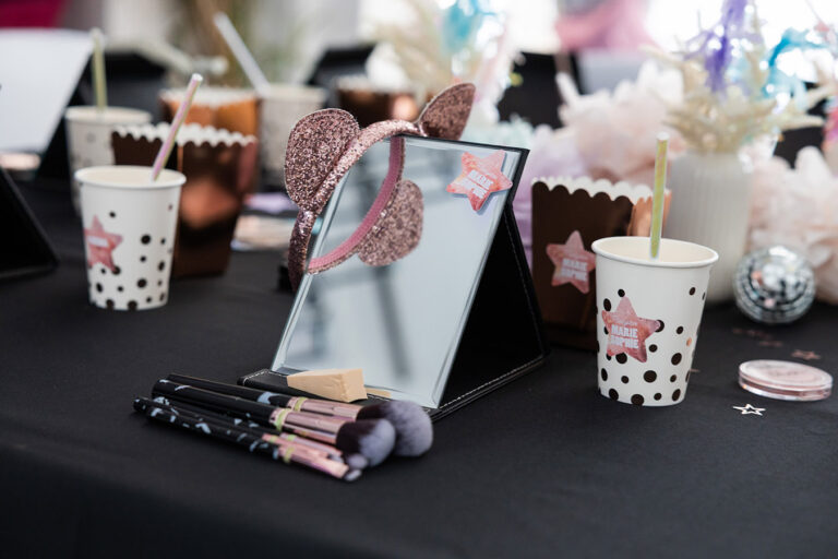 Hergerichteter Make-Up Platz