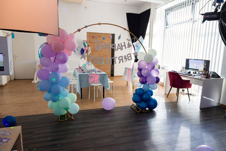 Fotostudioraum mit Dekoration